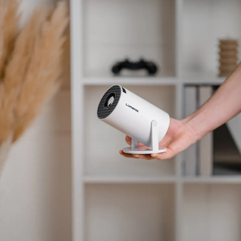 Lumenix ONE in de hand