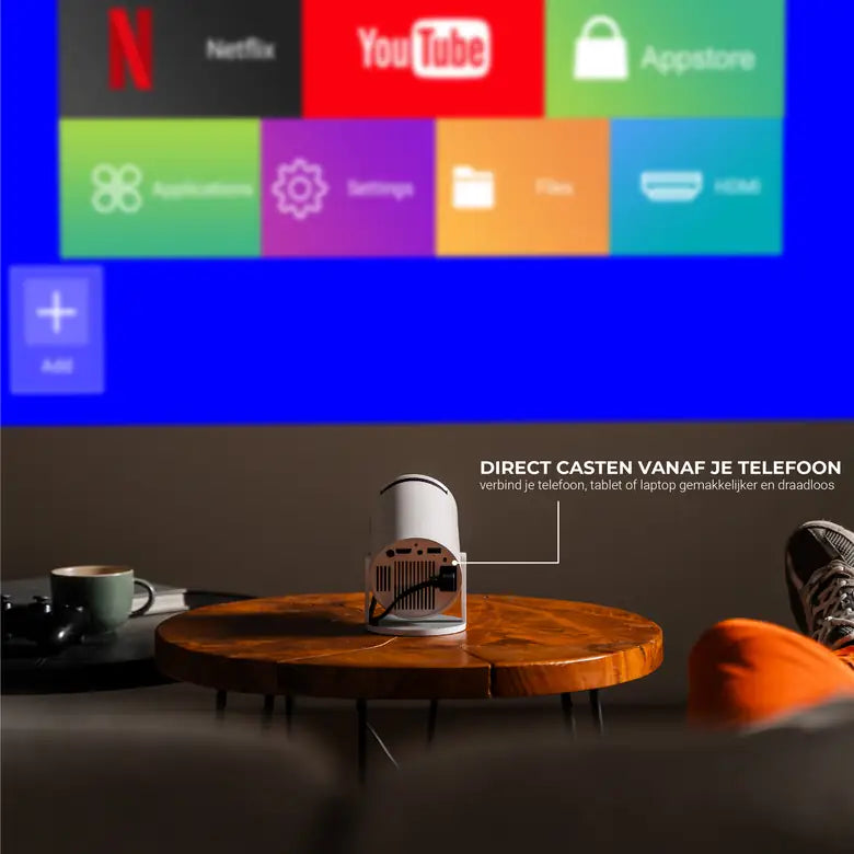 Lumenix ONE op een houten salontafel in de woonkamer